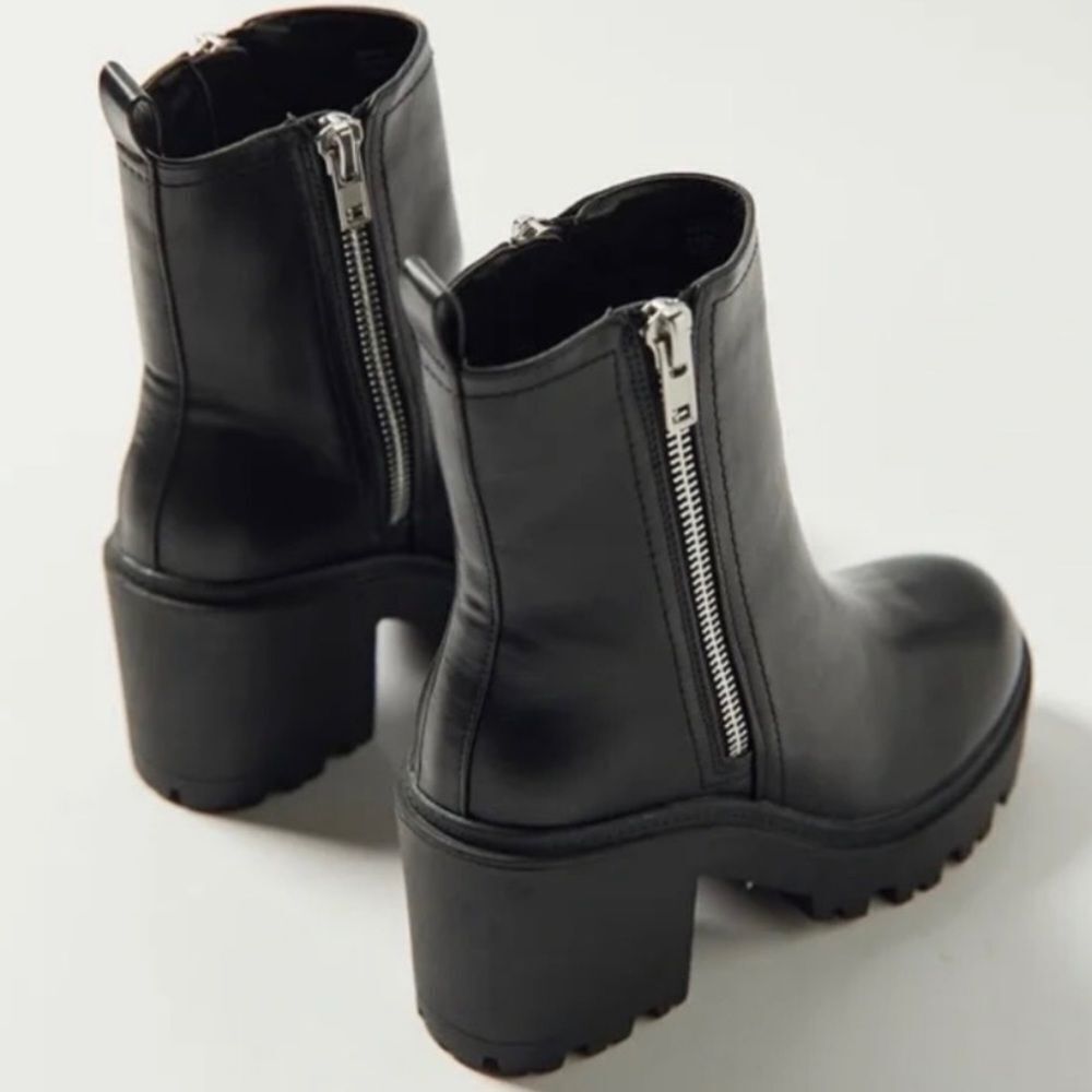 UO Zip Up Boot - Picture 4 of 6